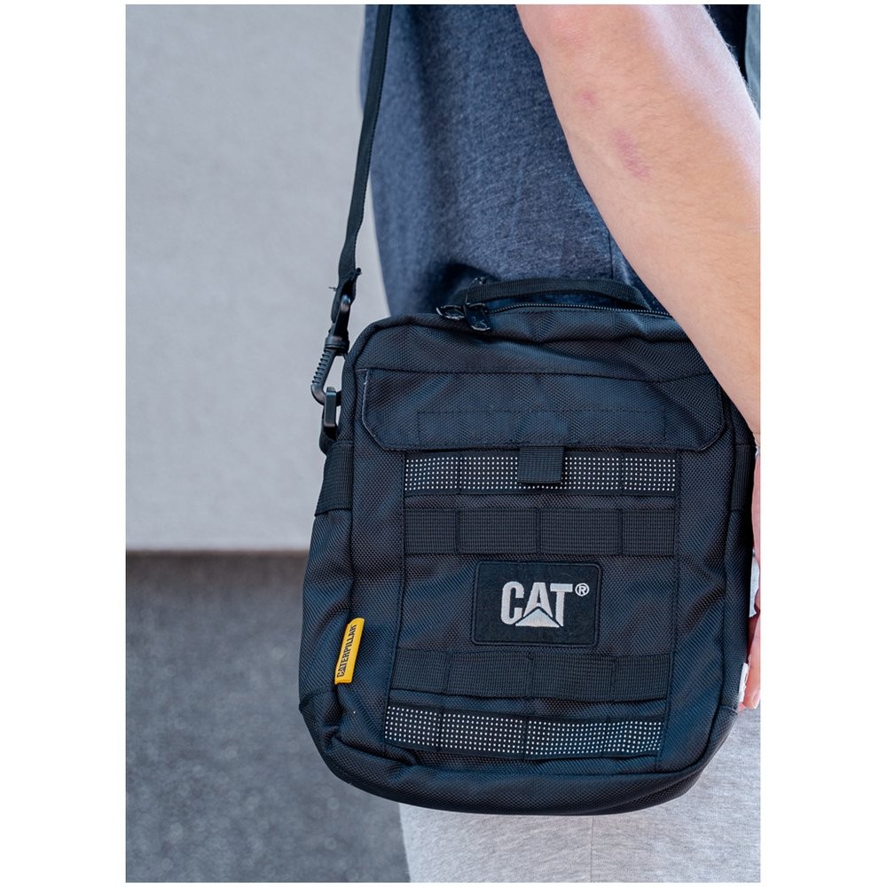 CAT COMBAT VISIFLASH NAMIB taška na tablet 10,1“, černá