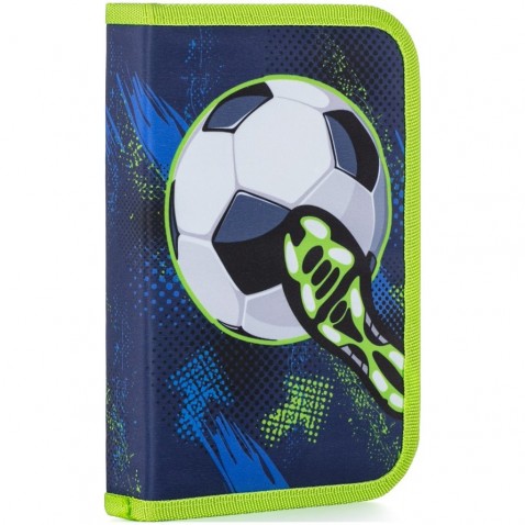 Penál s chlopní, naplněný fotbal